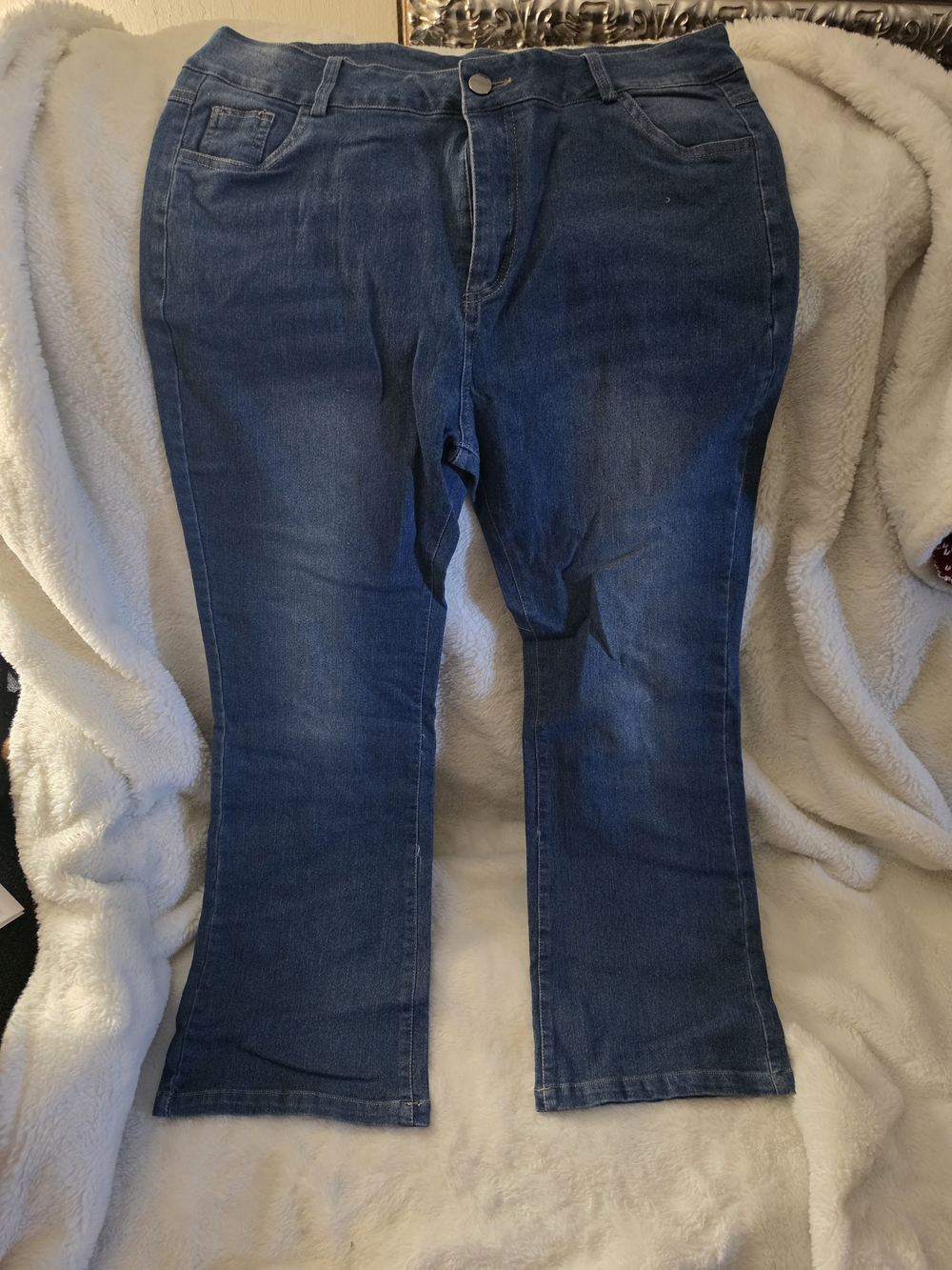 Classic Women's Dark Blue Stretch Bootcut Jeans